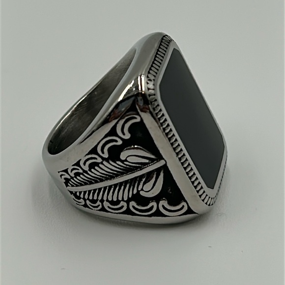 2149- Black Handmade Natural Stone Men's Ring Size 10 NWT - Picture 2 of 9